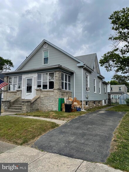 1021 Walnut St, Darby, PA 19023