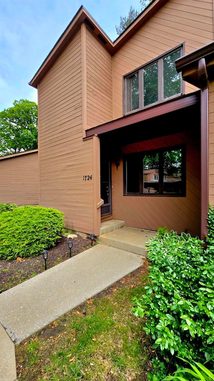 1724 Earthstone Dr, Valparaiso, IN 46383