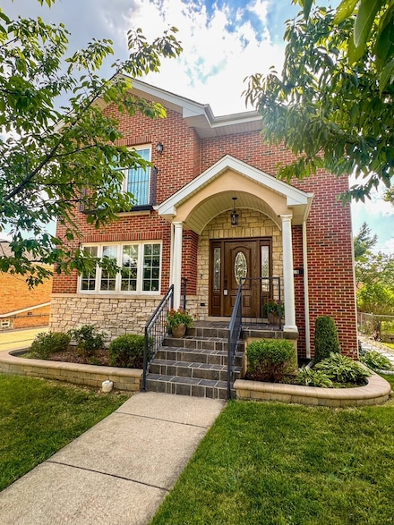 8118 N Overhill Ave, Niles, IL 60714