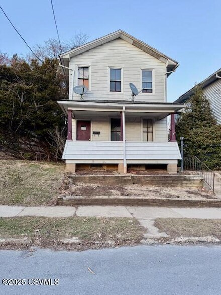 280 Hanover St, Northumberland, PA 17857