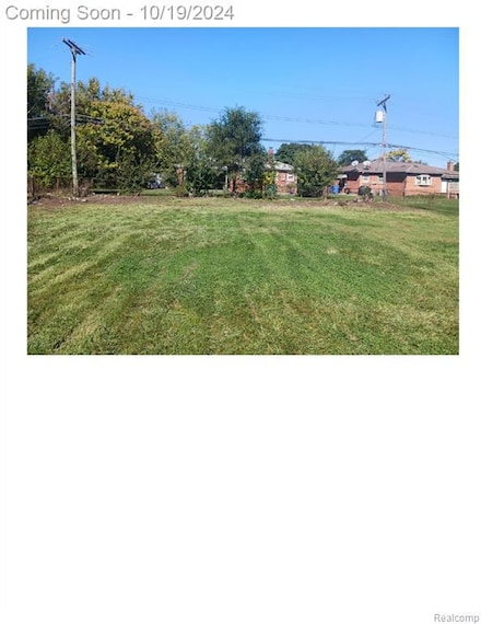 12291 E 11 Mile Rd, Warren, MI 48093
