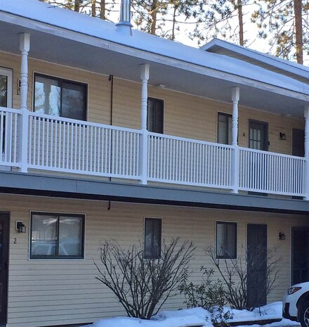 42 Wylie Ct Unit 1, Conway, NH 03860
