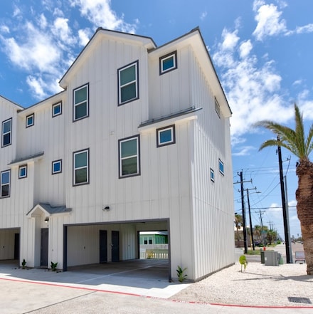 603 E Avenue G Unit 101, Port Aransas, TX 78373
