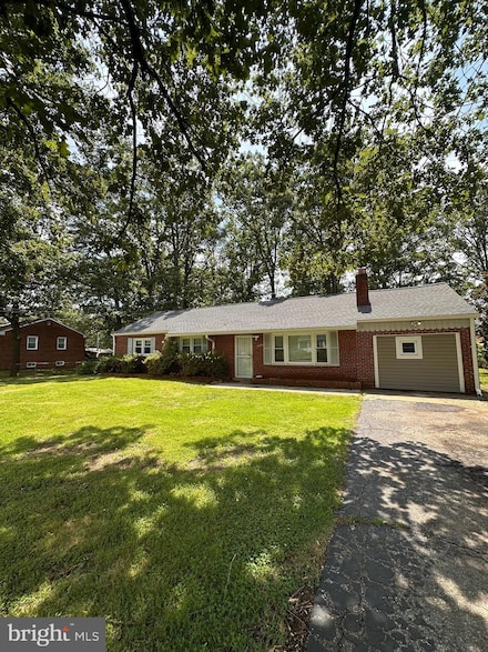 6207 Davis Blvd, Suitland, MD 20746
