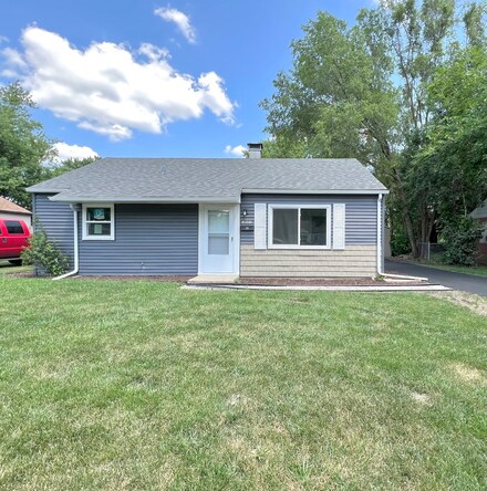 305 Winding Ln, Rantoul, IL 61866