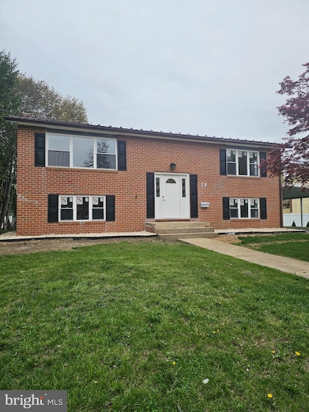 19 Edgelea Dr, Chambersburg, PA 17201