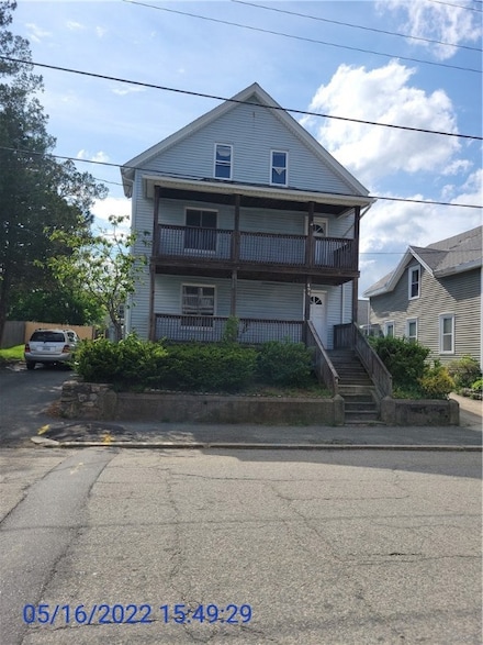 494 Wood Ave, Woonsocket, RI 02895