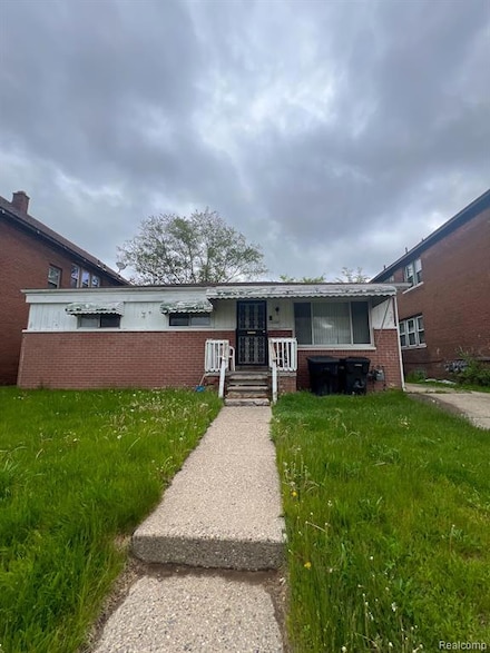 16200 Lawton St, Detroit, MI 48221