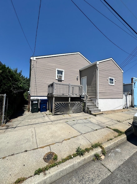 103 W Roberts Ave, Wildwood, NJ 08260