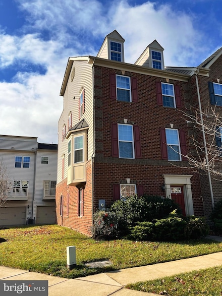 5428 Stream Bank Ln, Greenbelt, MD 20770