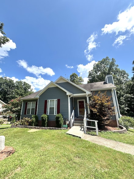 2101 Ferry Rd, Clarksville, TN 37040