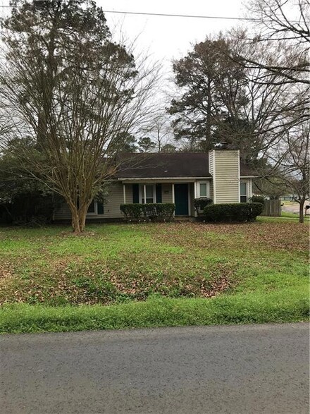 3329 Hickory Ridge Rd, Shreveport, LA 71108