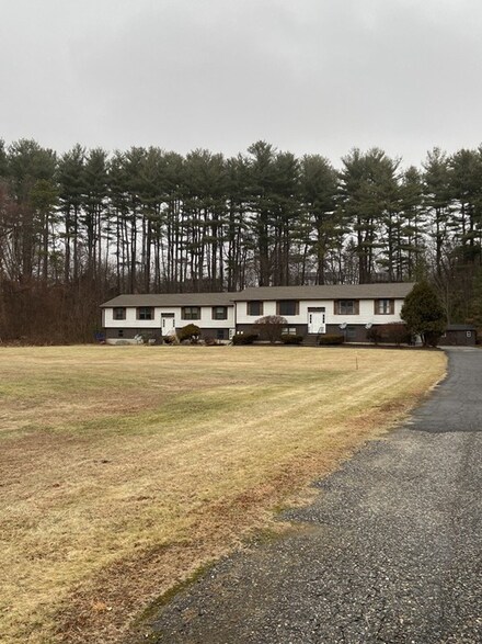 194 Bourne St, Three Rivers, MA 01080