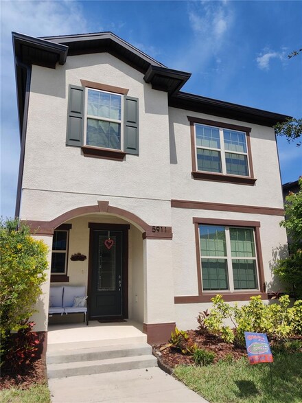 5911 Caldera Ridge Dr, Lithia, FL 33547