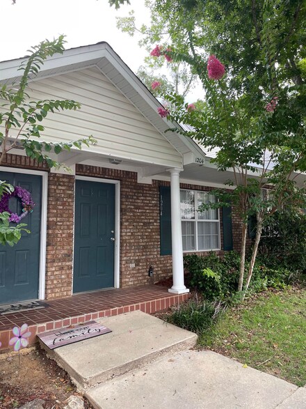 2738 W Tharpe St Unit 1204, Tallahassee, FL 32303