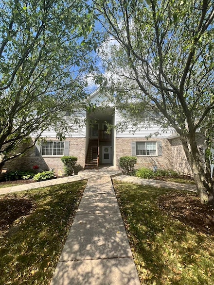 949 Constance Ln Unit E, Sycamore, IL 60178