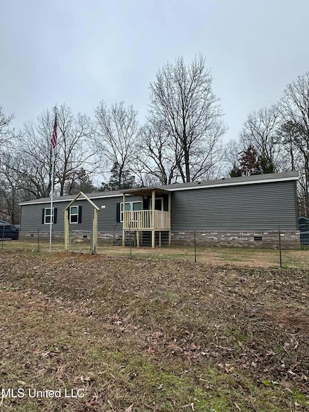 3991 Laws Hill Rd, Waterford, MS 38685