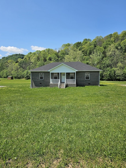 4070 Hartsville Rd, Lafayette, TN 37083