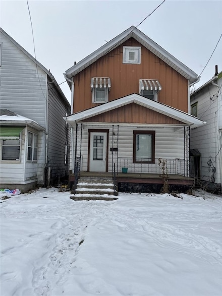 1130 Beechwood Ave, Farrell, PA 16121