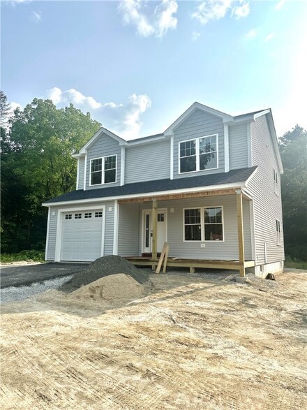 2 Danecroft Ave, Greenville, RI 02828