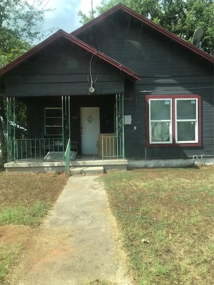111 E Johnson St, Waco, TX 76704