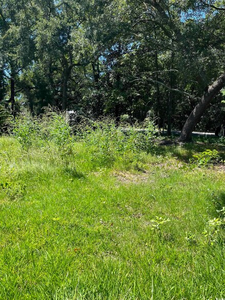 361 Sea Marsh Rd, Murrells Inlet, SC 29576