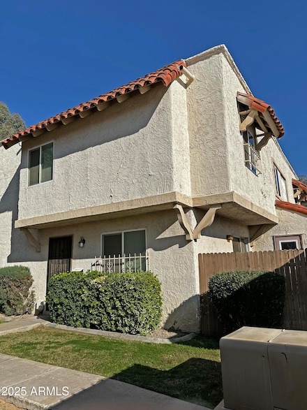 1227 E Lawrence Ln Unit 16, Phoenix, AZ 85020