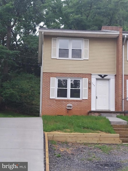 248 Orchard St, Front Royal, VA 22630