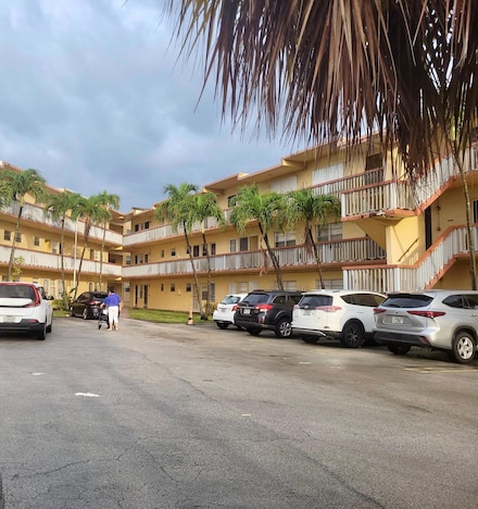 1551 NE Miami Gardens Dr Unit 216, Miami, FL 33179