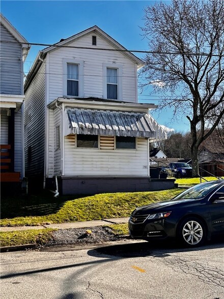 212 Indiana Ave, Avonmore, PA 15618