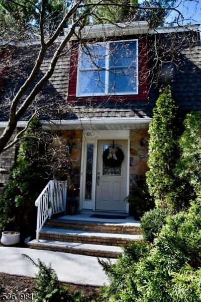 611 Grove St, Clifton, NJ 07013