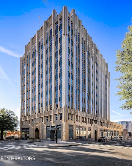 603 W Main St Unit 205, Knoxville, TN 37902