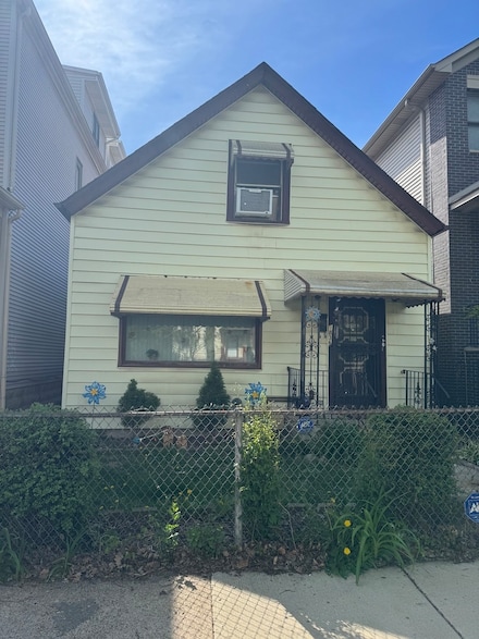 1836 N Fairfield Ave, Chicago, IL 60647