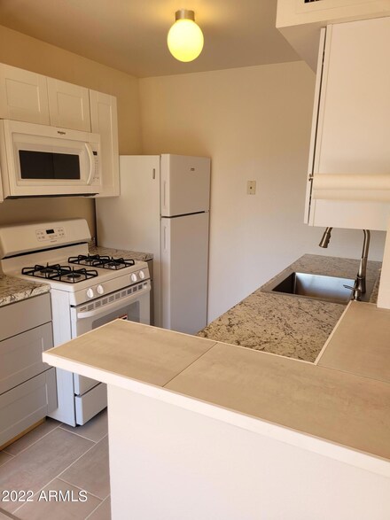 1701 W Tuckey Ln Unit 227, Phoenix, AZ 85015