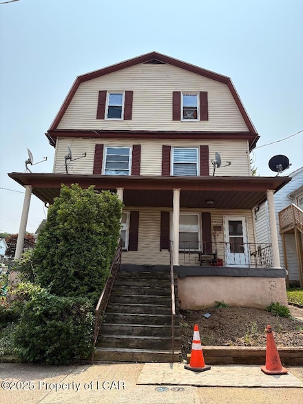 47 Cliff St, Pittston, PA 18640