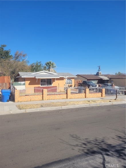 1613 Sunset St, Barstow, CA 92311