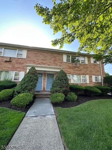 3-22 Virginia Dr, Fair Lawn, NJ 07410