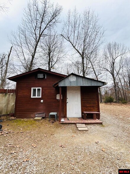 147 Yellow Star Ln, Mountain Home, AR 72653