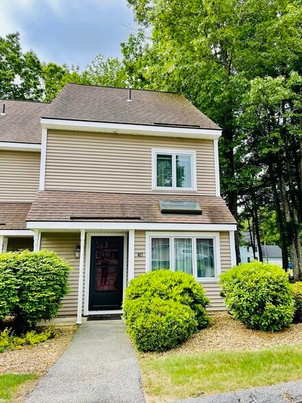 70 Pleasant St Unit 40, North Oxford, MA 01537