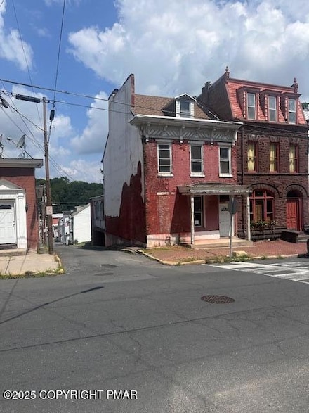 622 Mahantongo St, Pottsville, PA 17901