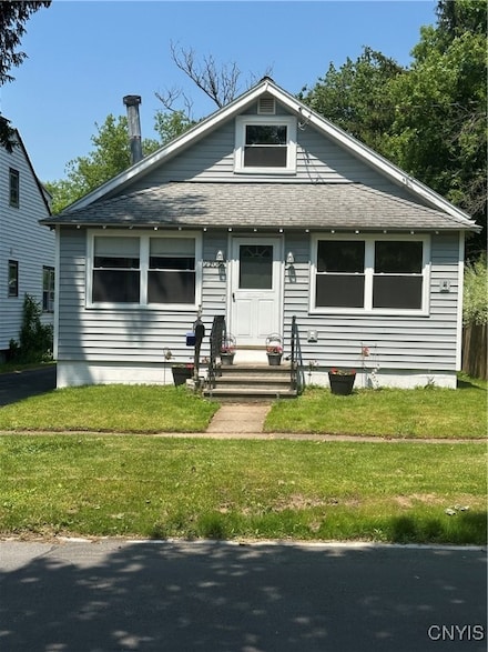 2206 Caroline St, Utica, NY 13502