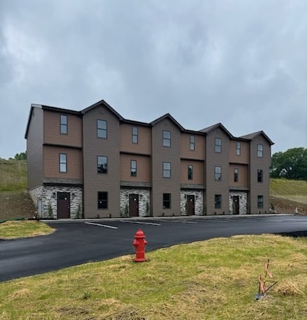 3273 Brodhead Rd Unit D, Aliquippa, PA 15001
