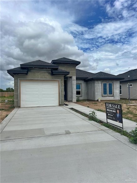 1332 S 9th St, Alamo, TX 78516