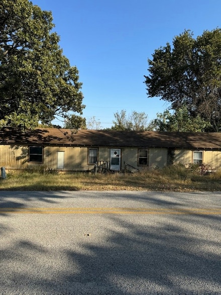 21160 Perry Rd, Springdale, AR 72764