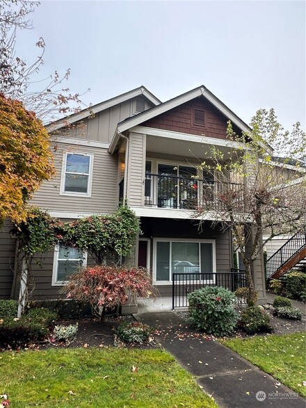 2175 Hammond Ave Unit E-11, Dupont, WA 98327