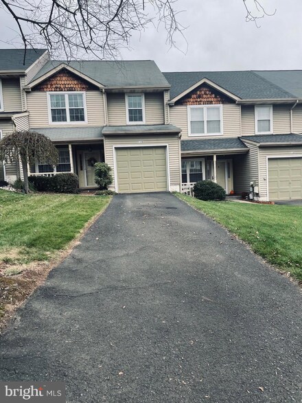 115 Mulberry Dr, Southampton, PA 18966