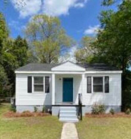 186 Sunnifield Dr, Williston, SC 29853