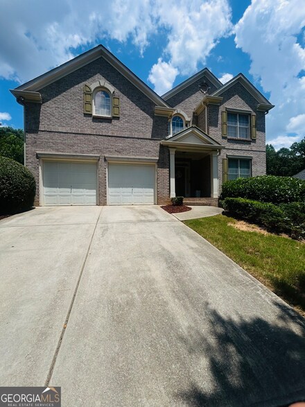 6398 Foggy Oak Dr, Fairburn, GA 30213
