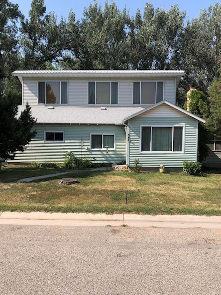 346 Campbell St, Ranchester, WY 82839