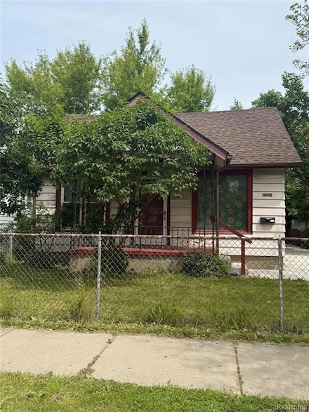 7551 Toepfer Rd, Warren, MI 48091